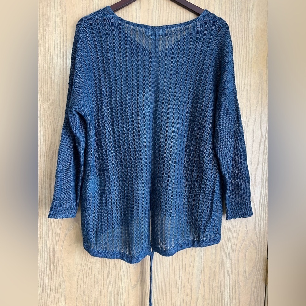 CHARLI LONDON | Women’s SZ L | Open Knit Blue Linen Top | High Low Hem EUC - Picture 2 of 11